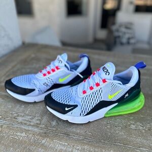 Women’s Nike Air Max 270 - 9.5